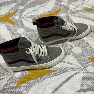 Skate Sk8-Hi Shoe Grey Suede